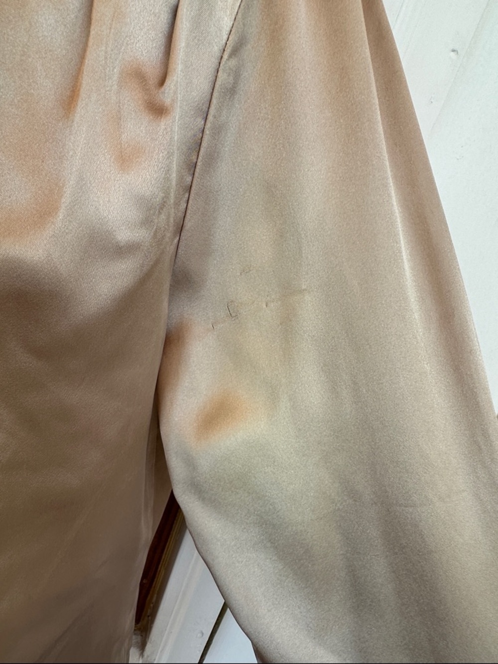 Vintage‎ 70s/80s Chaus Satin Taupe Button-Front Blouse with Pleated Neck - Picture 4 of 9
